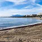 Skol 427 Spacious 1 Bedroom With Sea Views Appartement *