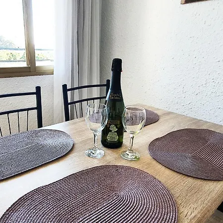 Apartment Skol 427 Spacious 1 Bedroom With Sea Views