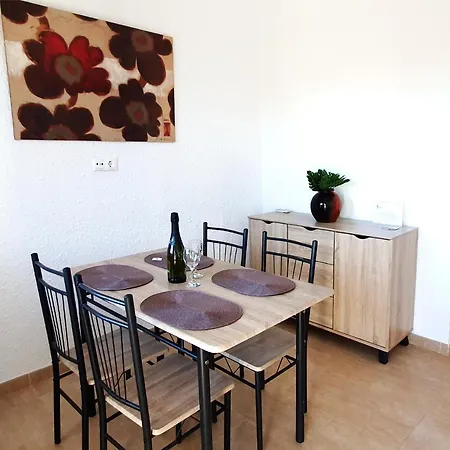 Skol 427 Spacious 1 Bedroom With Sea Views