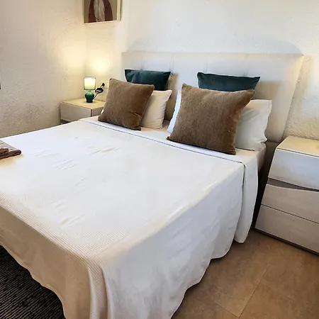 Apartment Skol 427 Spacious 1 Bedroom With Sea Views *