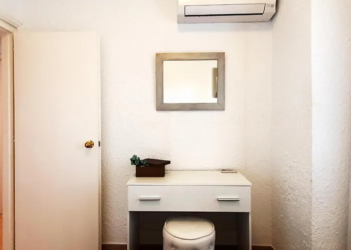 Skol 427 Spacious 1 Bedroom With Sea Views * Marbella