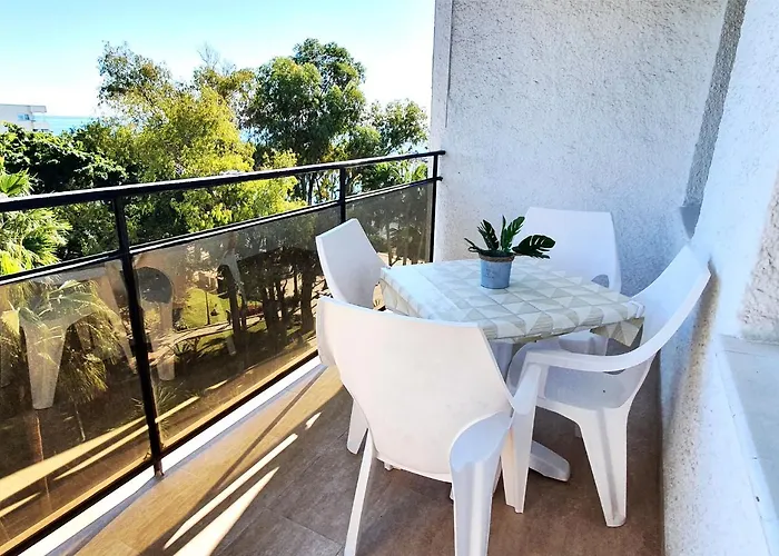 Skol 427 Spacious 1 Bedroom With Sea Views *