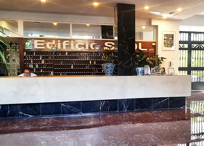 Skol 427 Spacious 1 Bedroom With Sea Views Апартаменти