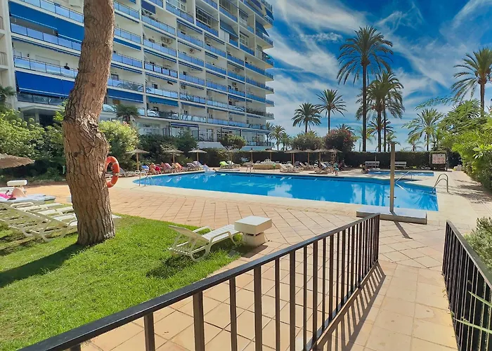 Skol 427 Spacious 1 Bedroom With Sea Views Апартаменти Марбелья