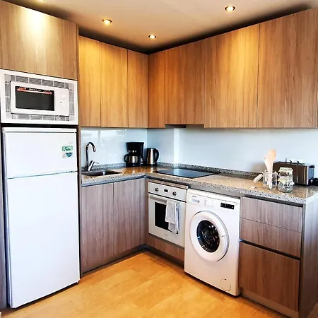 Apartment Skol 427 Spacious 1 Bedroom With Sea Views