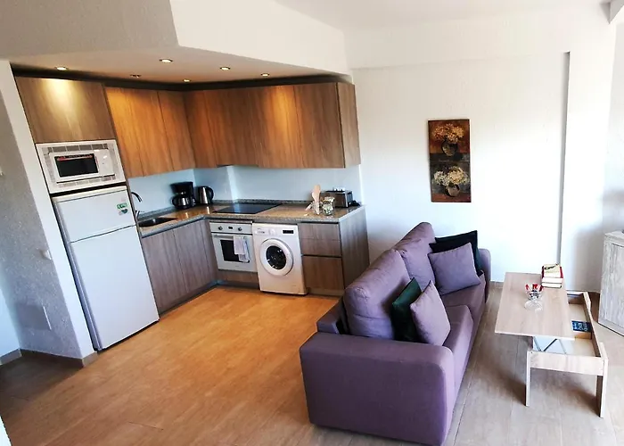 Skol 427 Spacious 1 Bedroom With Sea Views Apartmán